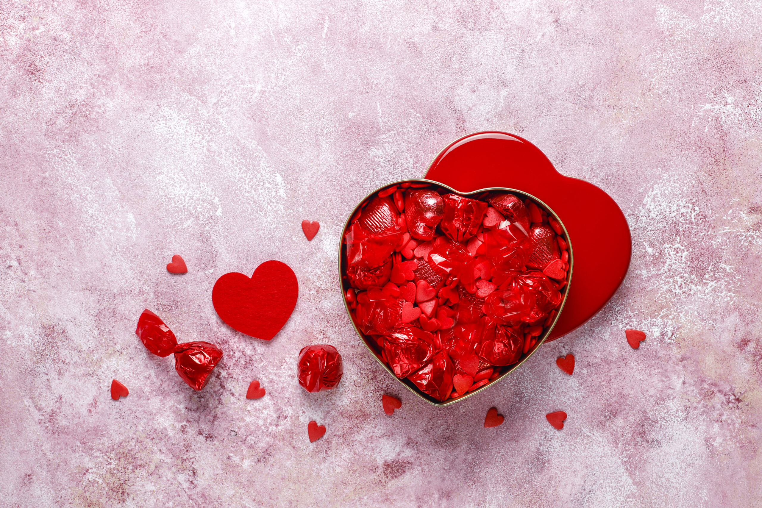 heart tin